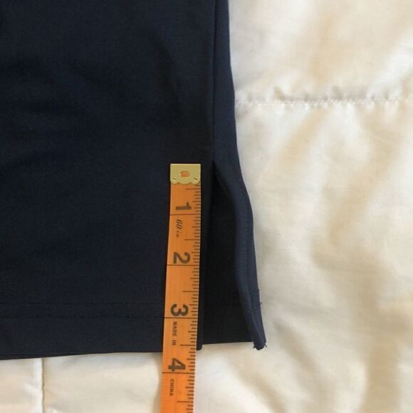 Vintage van Heusen Wms Sz M Navy Blue Cardigan, lightweight used good condition - Picture 14 of 15